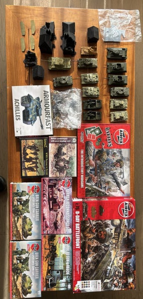 1:72 Airfix and Armourfast kits, tanks, infantry, buildings, and sets Carousel 1