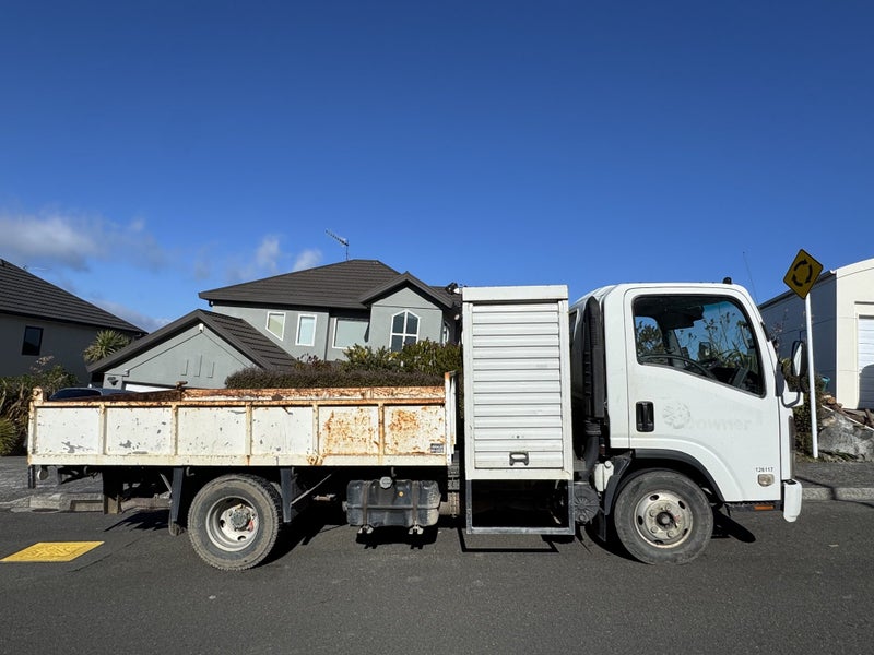 2012 Isuzu NPR250M63612883877761111