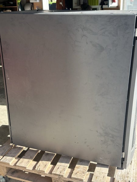 HP Server 19 inch Rack Cabinet (36inch deep) Carousel 2