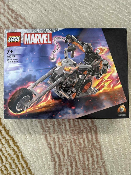 LEGO 76245 Ghost Rider Mech & Bike Carousel 1