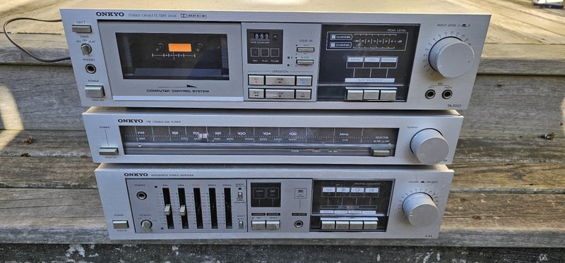 Onkyo component stereo system Carousel 1