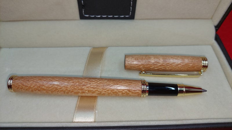 Silky Oak Pen Set Carousel 8