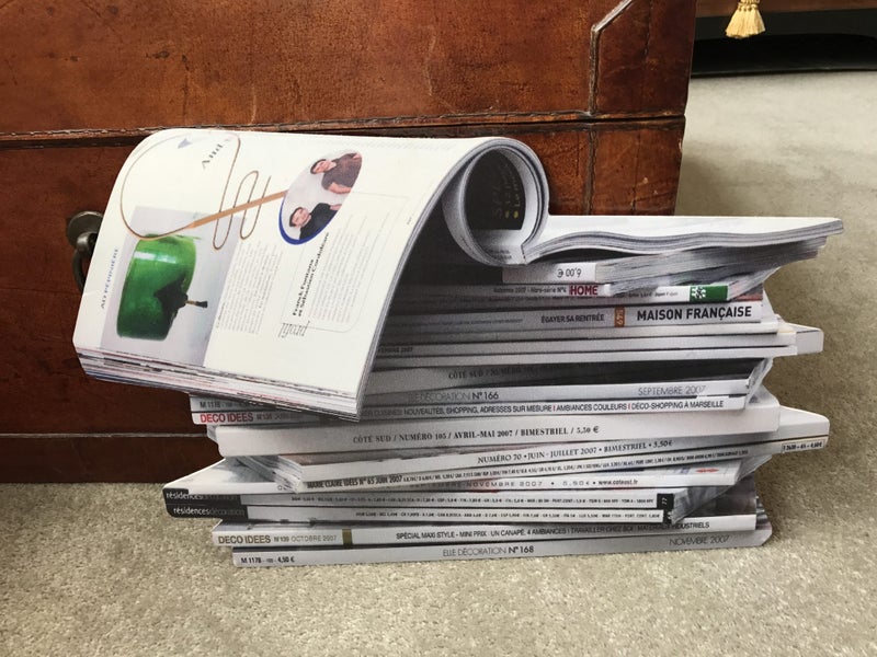 Art work magazine prop Carousel 1