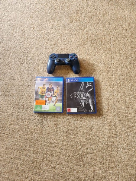 Ps4 controller with 2 games free63615124952194117