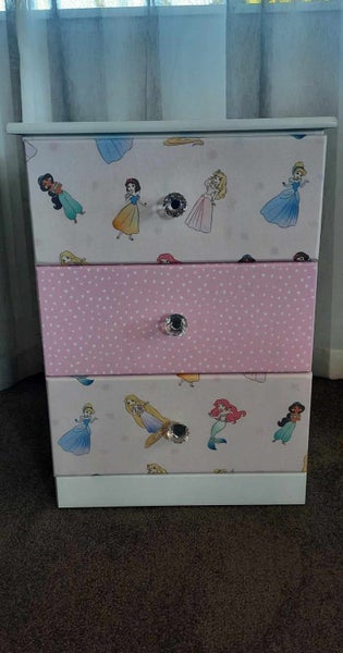 Princesses Drawers + Headboard + Pillowcase + Pencil Holder Carousel 1