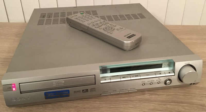 Sony HCD-S300 Home Theatre Amp + DVD player Carousel 2