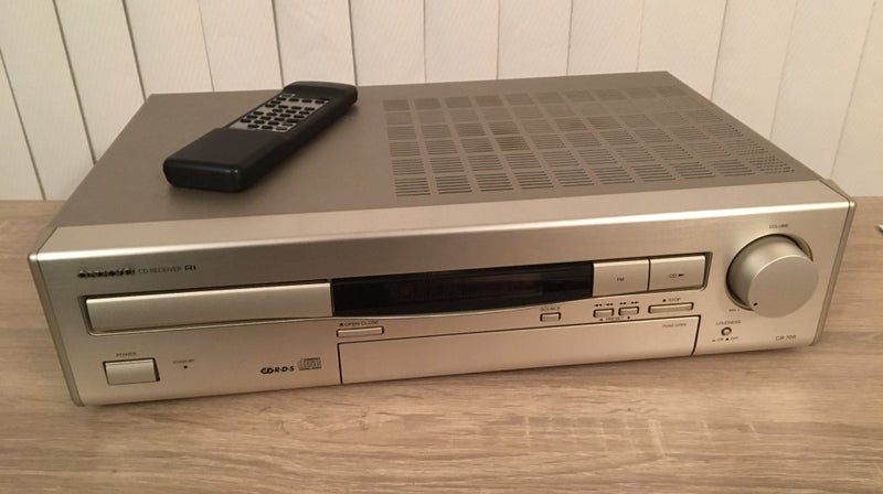 Onkyo CR-70R Stereo Amp with CD player Carousel 2