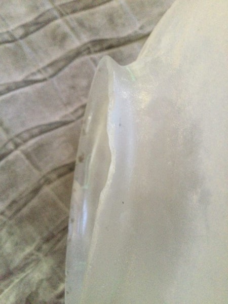 GLASS LAMPSHADE CHIP ON TOP RIM Carousel 5