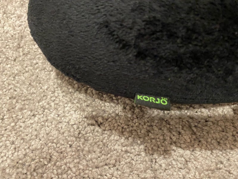 Korjo Memory Foam Pillow - Black Carousel 2