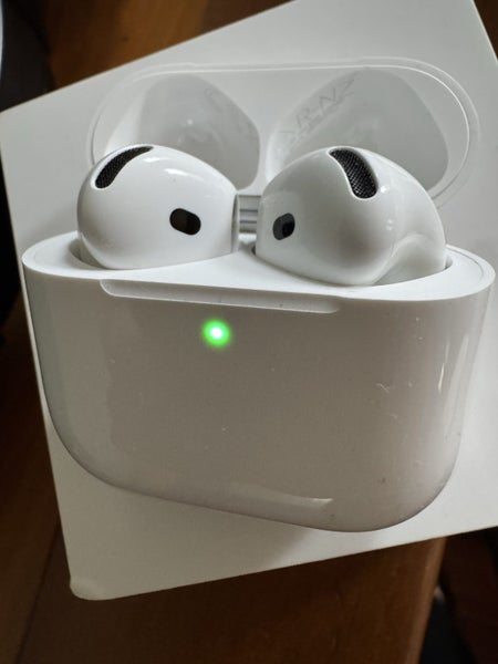 Apple AirPods as new636158813168651112