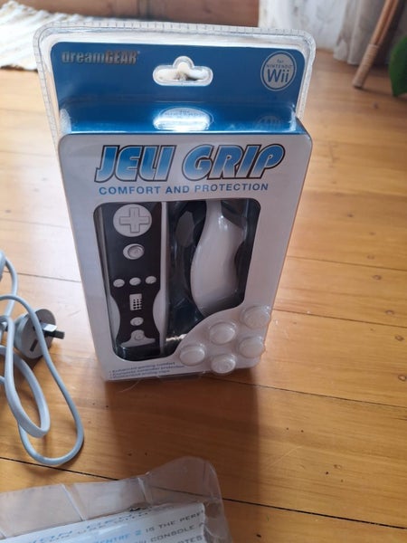 BLACK NINTENDO WII BUNDLE Carousel 6