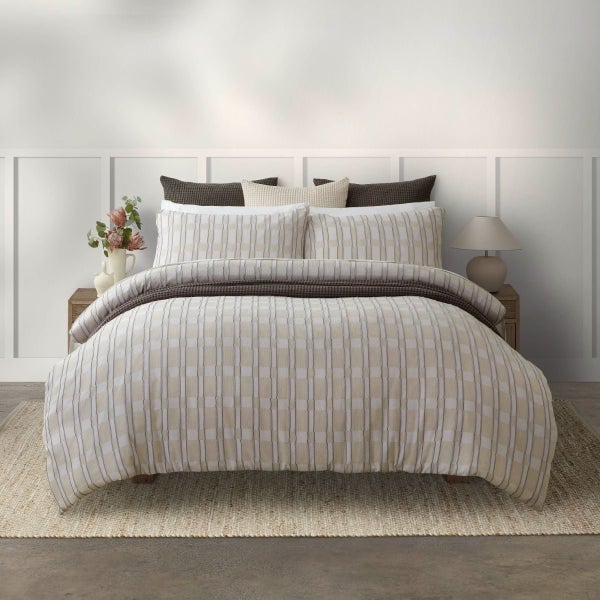 Iva Duvet Set - Beige - Super King - BAKSANA Carousel 1