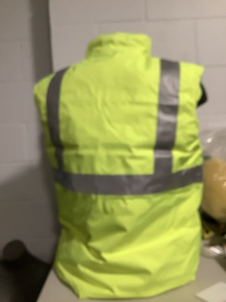 REVERSIBLE HI VIS PUFFER VEST SIZE M Carousel 2