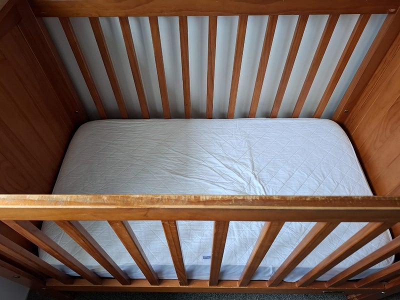 TouchWood cot63617473942402112