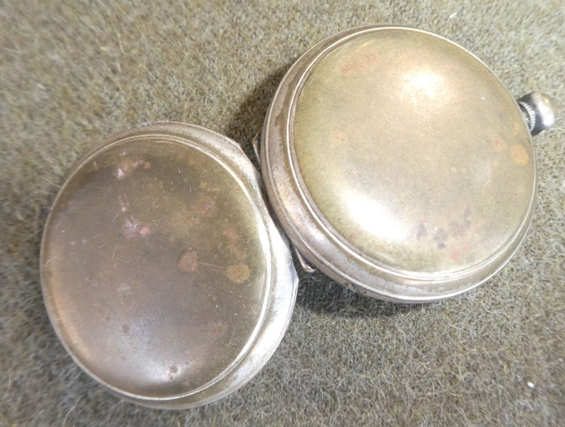 WW1 NZEF SOLDIERS COMPASS-BELONGED TO AN OFFICER. Carousel 2