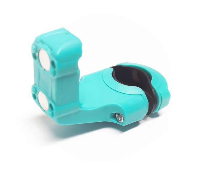 Magnetic Crutch Aid - Crutchgecko Carousel 2