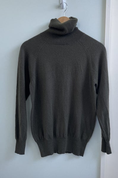 Laing 100% cashmere roll neck jumper - Medium for 10-12 Carousel 1
