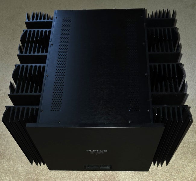 Plinius SA-250 Class A Power Amplifier Carousel 2