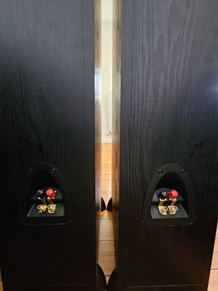Home theatre sound system - make an offer! Yamaha AV receiver & Klipsch speakers Carousel 2