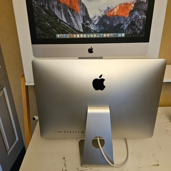 iMac 21.5-inch Late 2015 Carousel 2