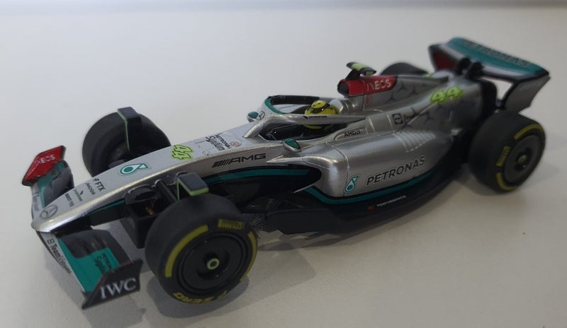 Carrera Go 1/43 Mercedes Formula 1 Carousel 2