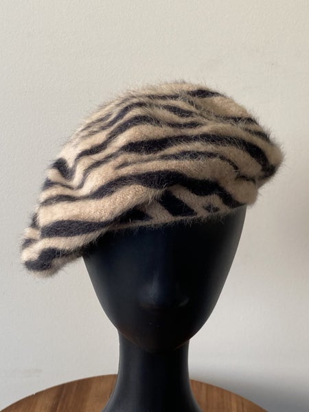 Tiger Print Wool Blend Beret Hat – Animal Print Accessory One Size Stretch64377277307649111