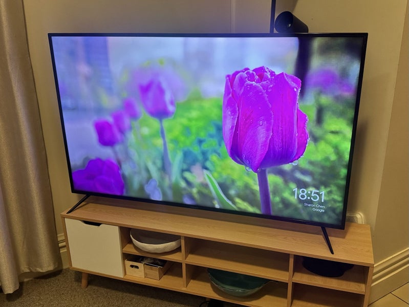 Huge 57 Inch TV - Excellent Condition. Veon.63615896295553111