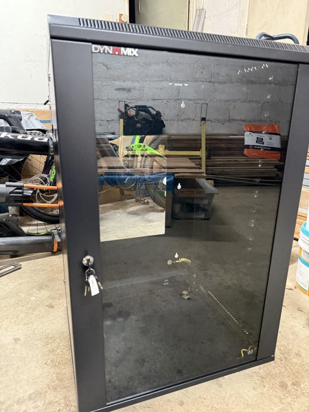 Dynamix Server/Network cabinet. Carousel 1