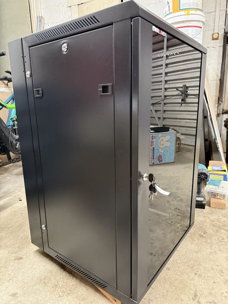 Dynamix Server/Network cabinet. Carousel 2