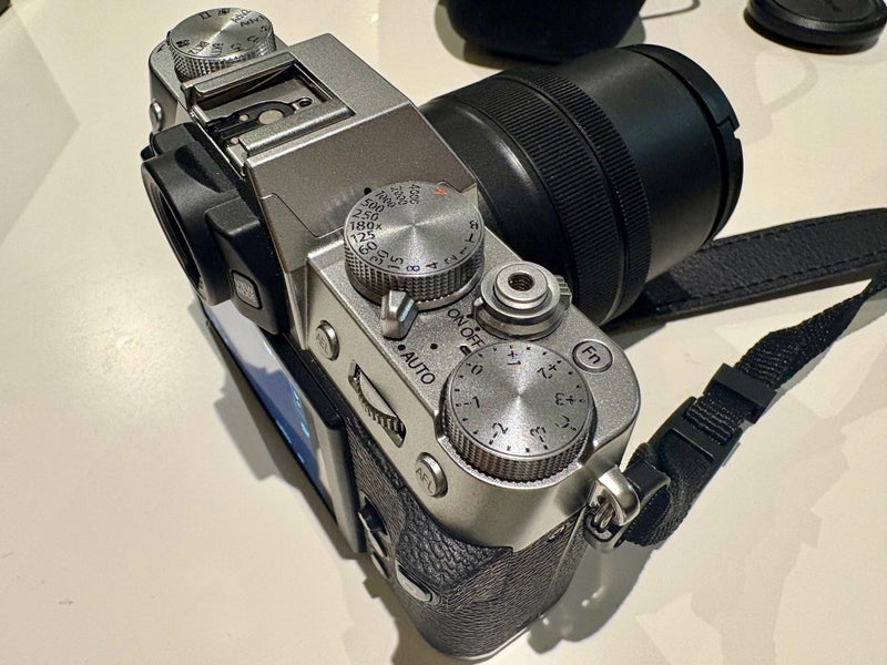 FUJIFILM X-T30 II Mirrorless Camera (Silver) With Box - Second-hand63616188418818112