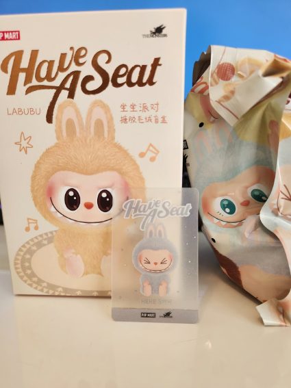 Popmart Labubu Hehe Carousel 1