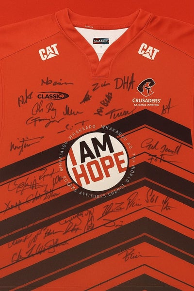 2025 Crusaders Home Jersey – Signed by Squad – Men’s Size L (Framed)63616190378755111
