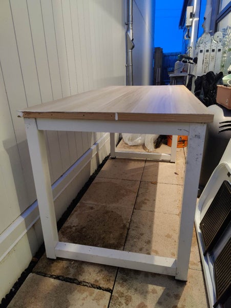 Desk Table Carousel 3