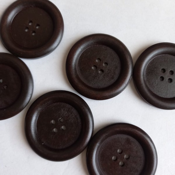 Wooden buttons Carousel 2