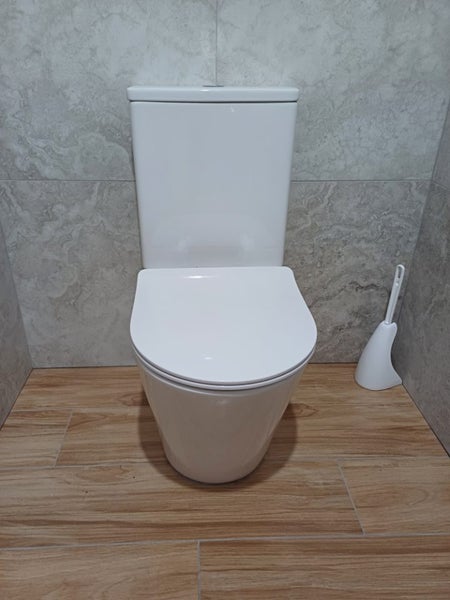 Toilet Brand New still in Box - Make an Offer Carousel 2