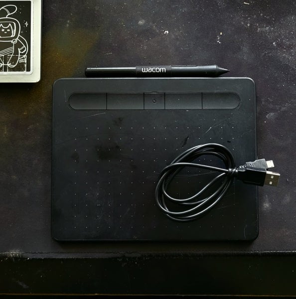 Wacom CTL-4100wl Carousel 1