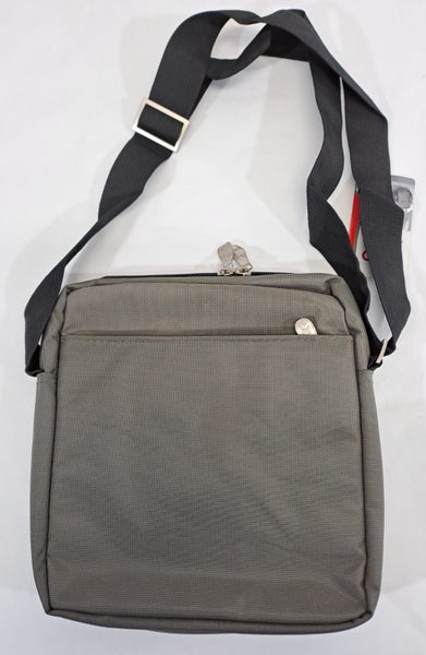 OMP "Multi Purpose" Carry Case (Med Grey) Carousel 3
