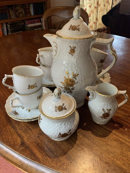 Vintage Lindner Küps Bavaria Porcelain 15-Piece Tea Set Carousel 1