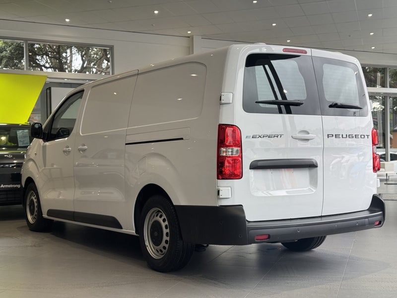 2025 Peugeot Expert LWB Electric 75Kwh63612886814210112