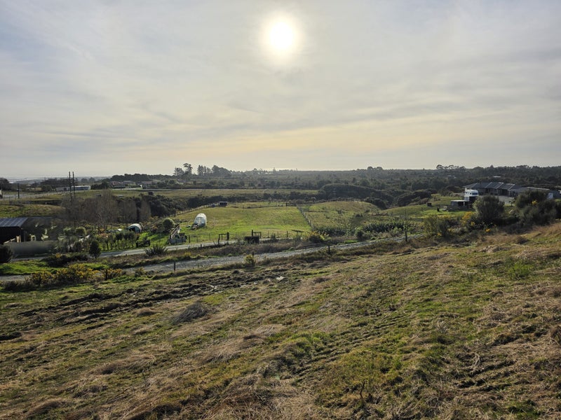 Image 2 of 25