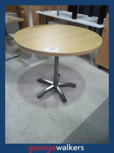 PR3902 - Maple Meeting Table Carousel 1
