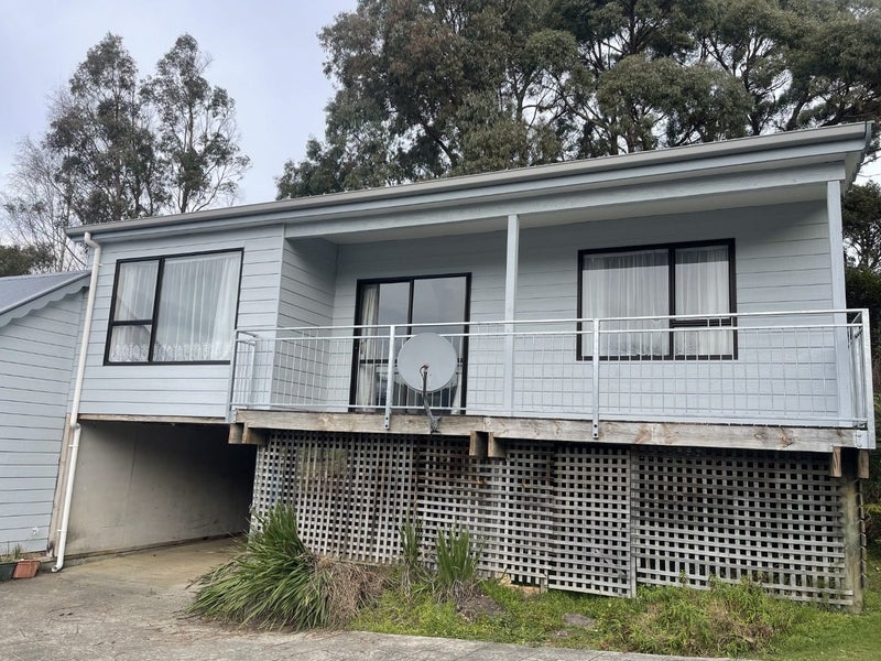 Image 1 of 8