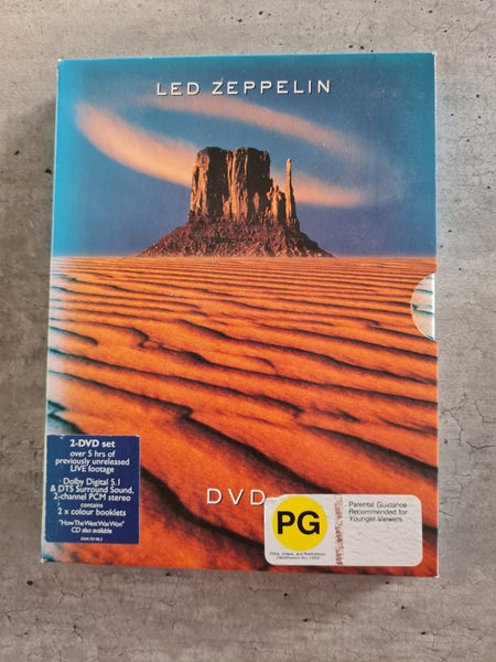 Led Zeppelin self-titled 2x DVD set. 2x booklets. Live 1970 to 1979. VG cond. Carousel 1
