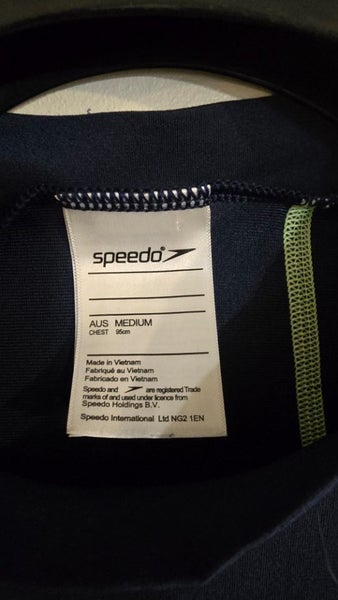 SPEEDO MENS SWIMMING RASH TOP, TOGS, SIZE MED BEN757 Carousel 5