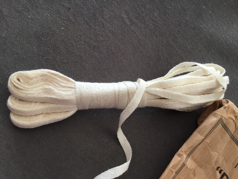 Cream cotton tape - 12yard x 5mm hank Carousel 2