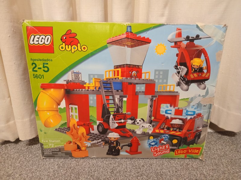 Duplo Fire Station with Siren Noise! Carousel 2