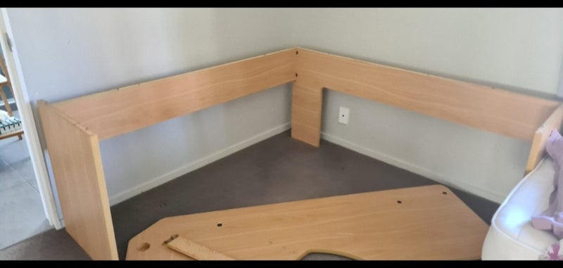 Corner desk Carousel 2