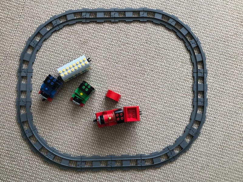 Lego Duplo Thomas the Tank Engine Carousel 2