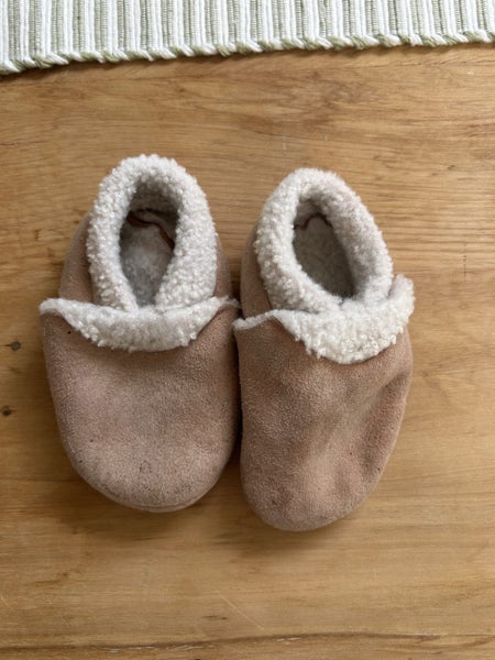 Nature Baby Lambskin Slippers Carousel 1