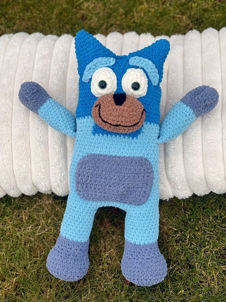Handmade Crochet Bluey Toy – 46cm Tall – Super Soft Baby Yarn Carousel 1